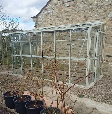 <strong>Lean-to</strong> 6ft 4in (1930mm) deep x 12ft 8in (3861mm) in Pastel Sage