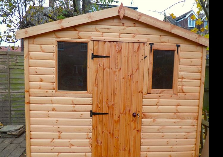 Single door & mortice lock, Classic windows, log lap cladding